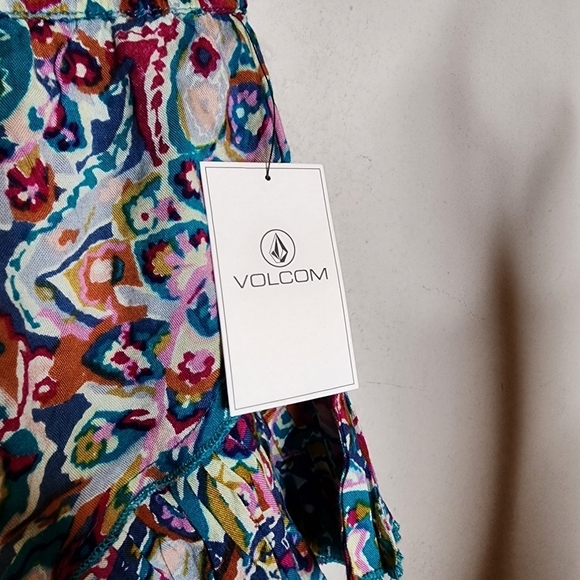 NWT Volcom Shorts Flowy Colorful Mulitcolored Size Small Stretch Waist Beachy - Picture 14 of 16